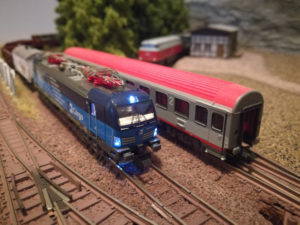 Hobbytrain 2985-1 CD Cargo E-Lok Serie 383 Ep.6